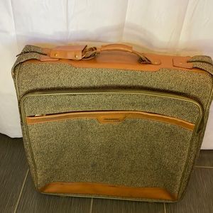 Hartmann Vintage Tweed Rolling garment bag